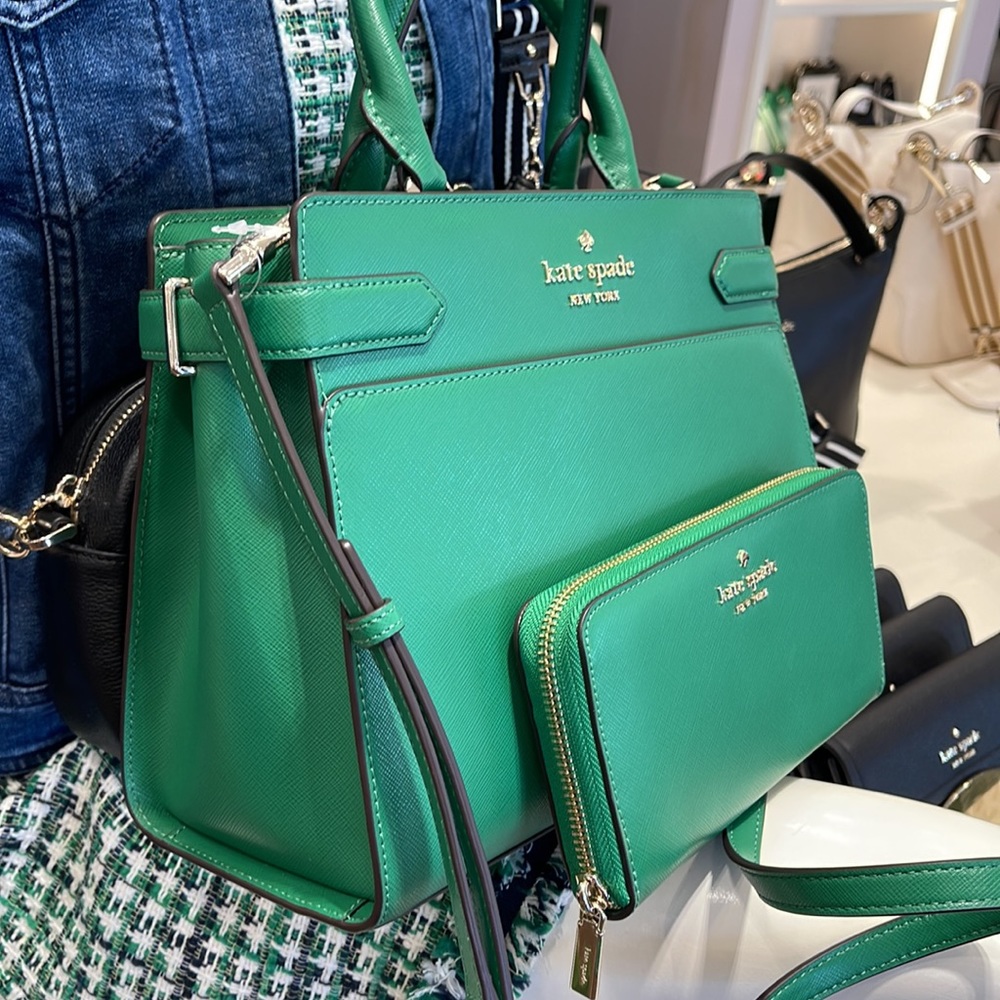 Kate Spade staci medium satchel
&
KSNY Staci Large Continental Wallet
Green Bean - Picture 14 of 16